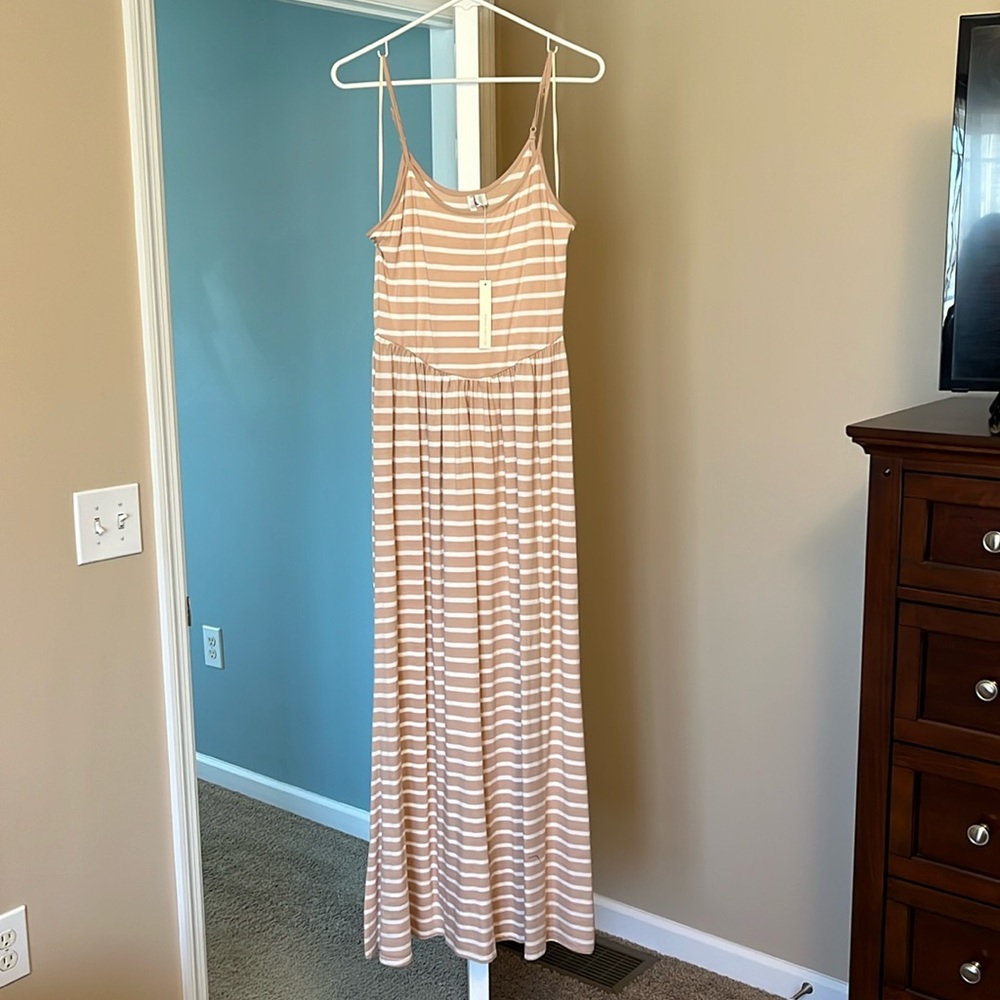 NEW LC Lauren Conrad Cafe Crème Stripe Knit Maxi Dress Women’s Size Small Beige